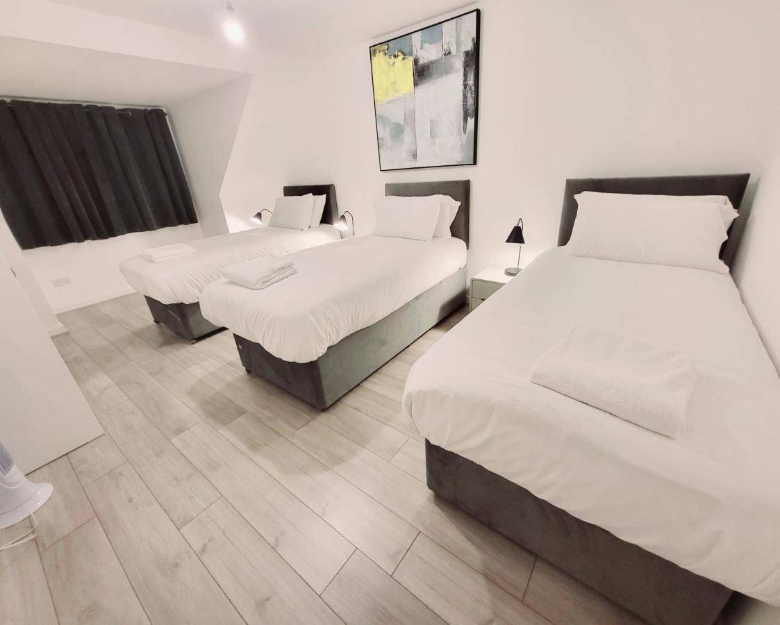 Garland Modern 2 Bedroom Apartment With Parking London Plumstead  Exteriör bild
